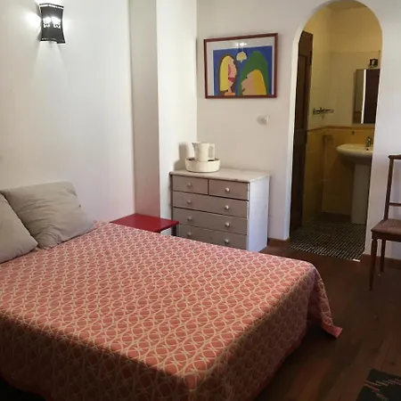 La Breteche 펜션 *